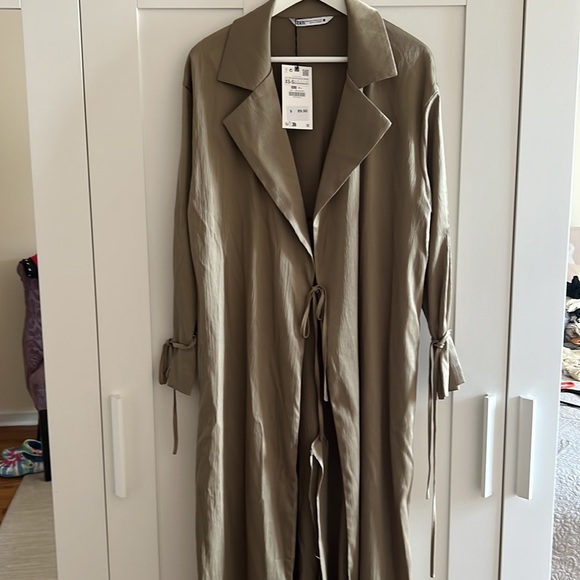 Zara Wrinkle Look Flowy Trench Coat - Picture 11 of 14